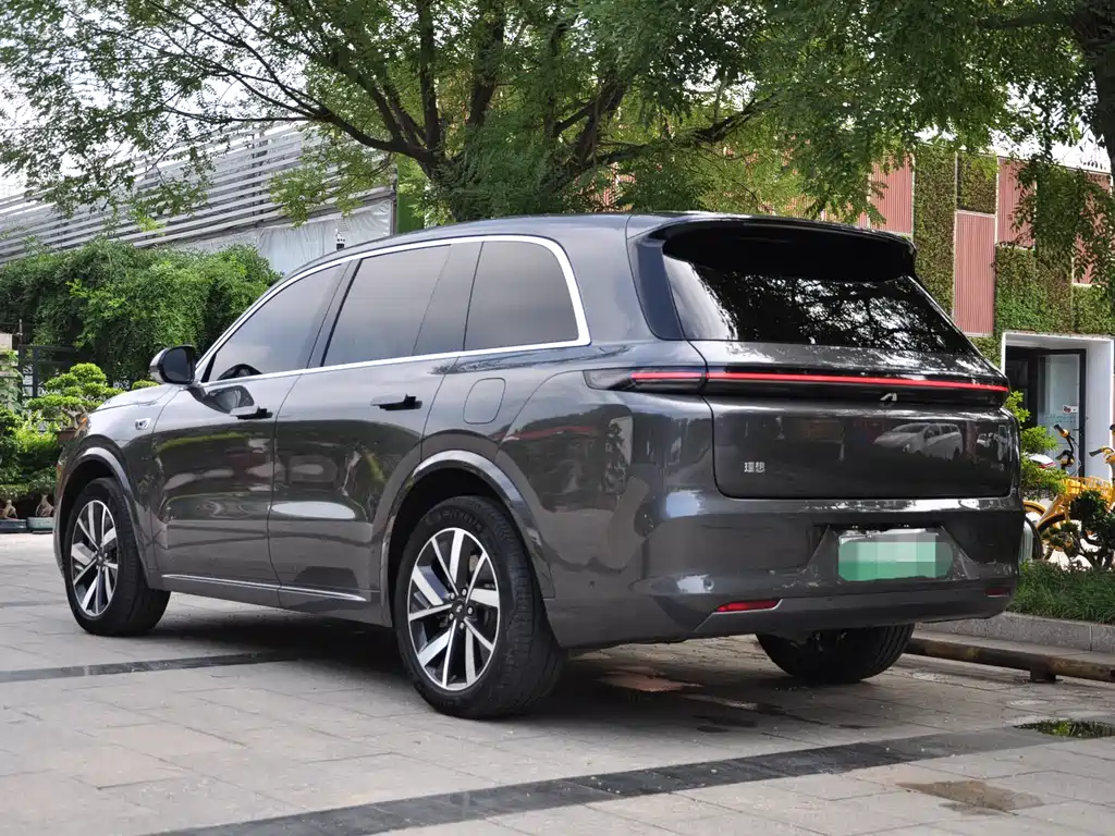 Li Auto Li L8 2024