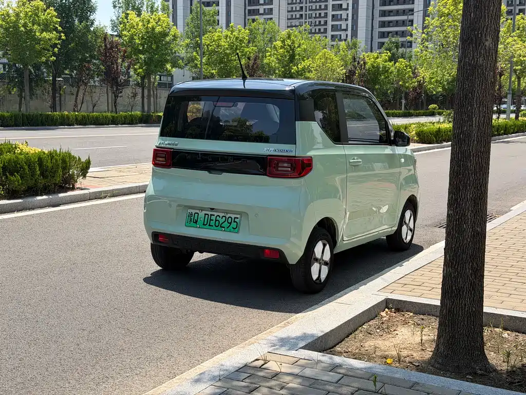Wuling MINIEV 2022