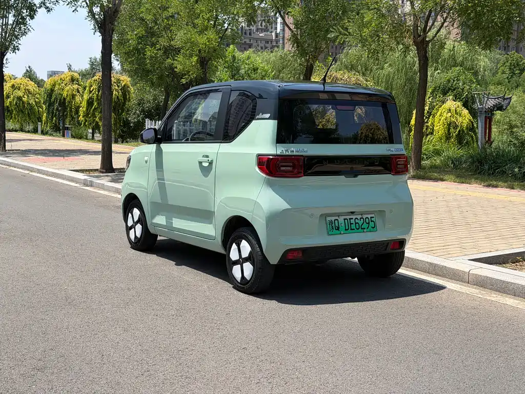 Wuling MINIEV 2022