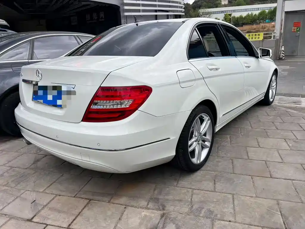 Mercedes-Benz C-Class 2013 — фото 9