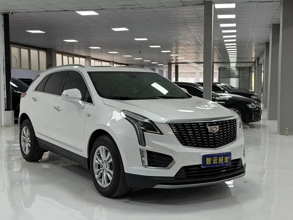 Cadillac XT5 2024 — фото 3