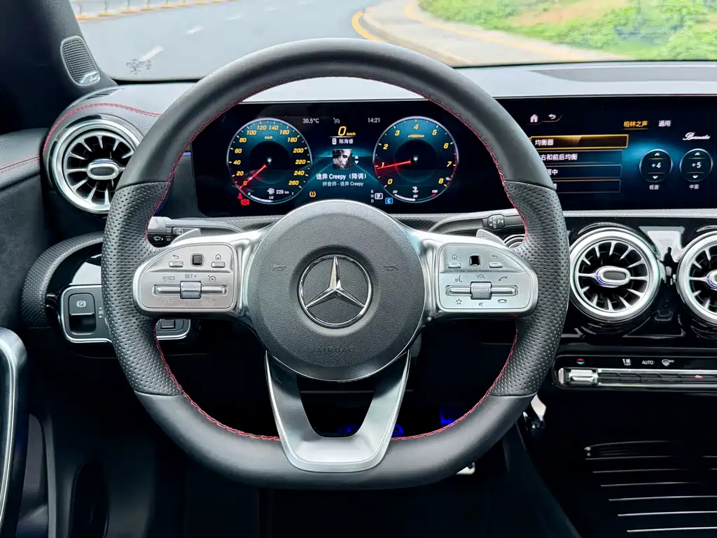 Mercedes-Benz CLA 2021 — фото 11
