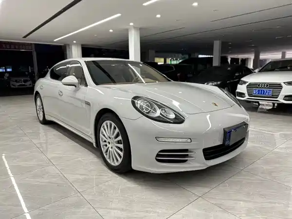 Porsche Panamera 2014
