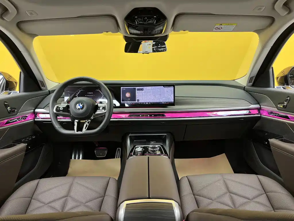 BMW 7 Series 2025 — фото 20