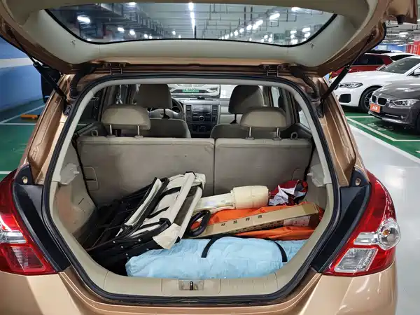Nissan Tiida 2010