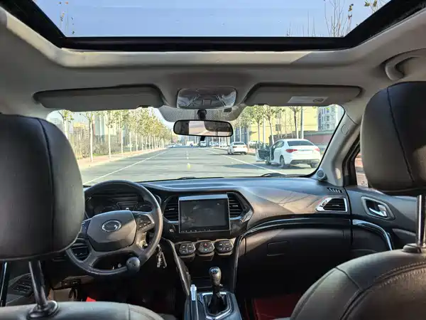 GAC Trumpchi GS4 2015