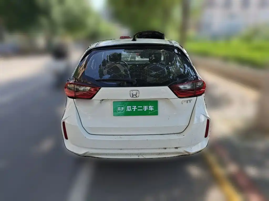 Honda Fit 2022 — фото 3
