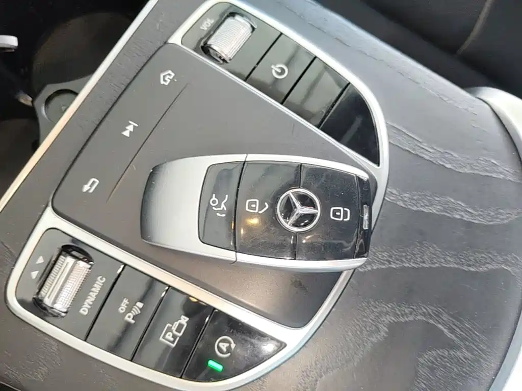 Mercedes-Benz C-Class 2020 — фото 9