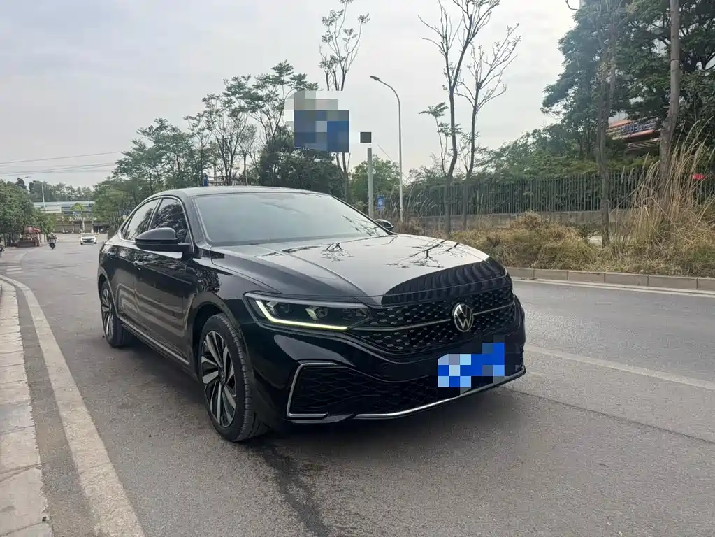 Volkswagen Passat 2022