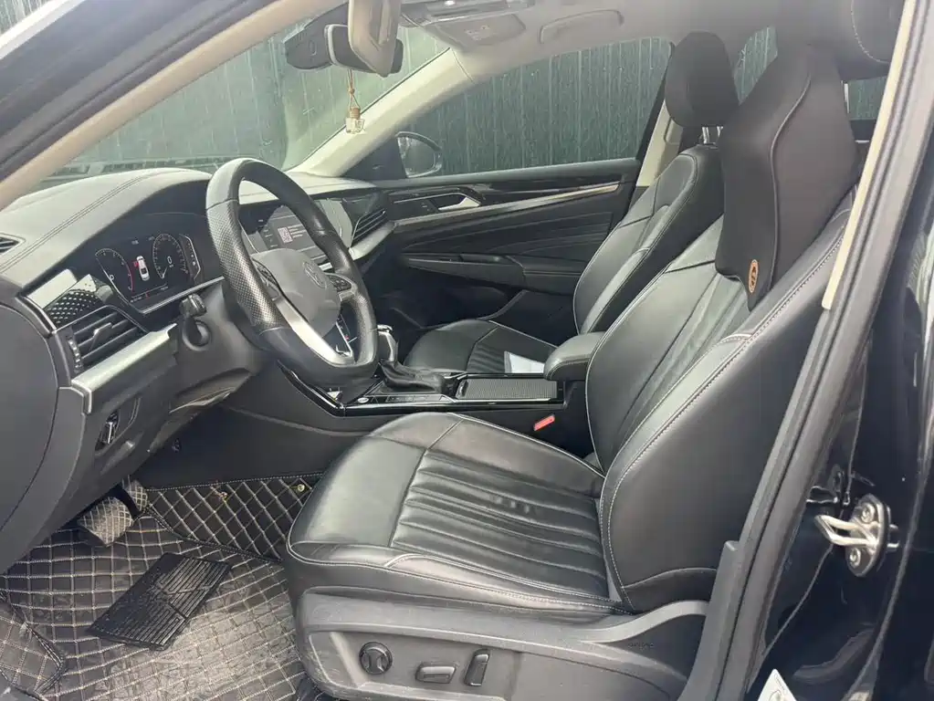 Volkswagen Passat 2022