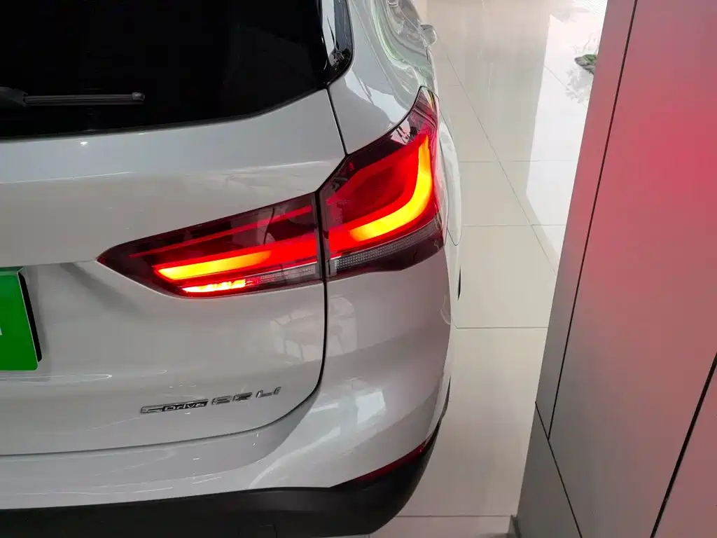 BMW X1 2022 — фото 24