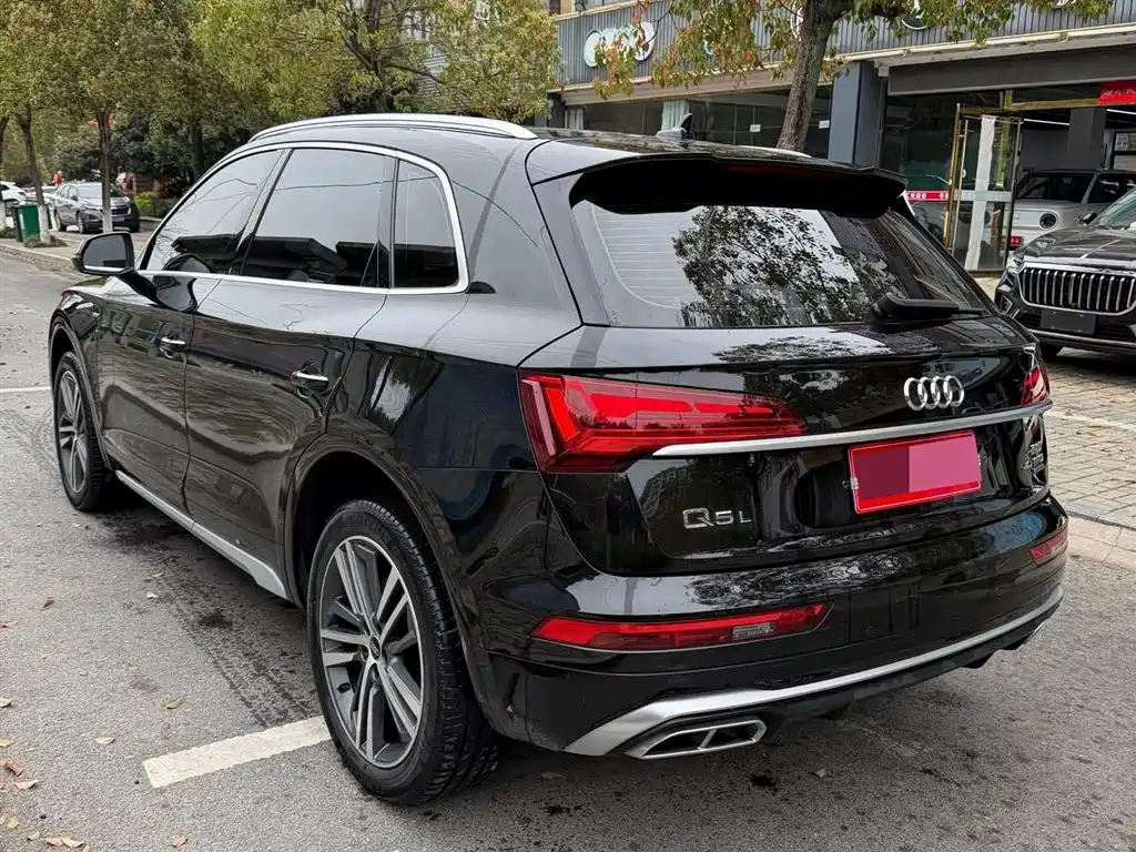 Audi Q5L 2022 — фото 4