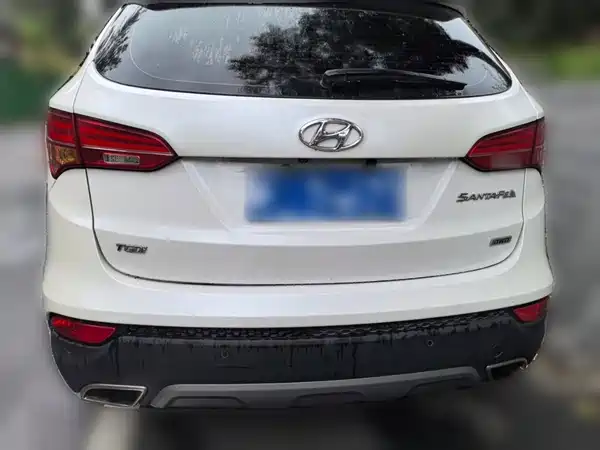 Hyundai Santa Fe 2015