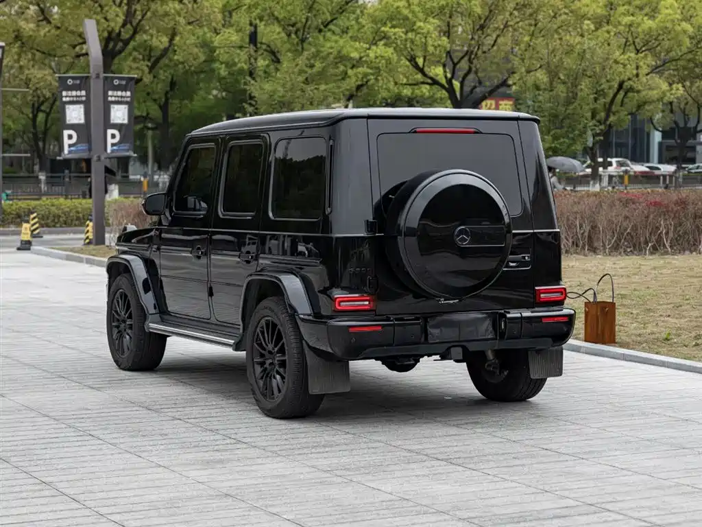 Mercedes-Benz G-Class 2023 — фото 6