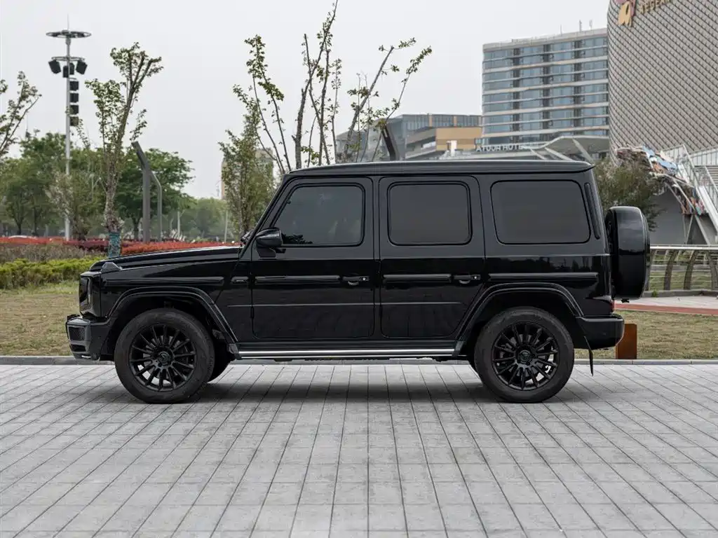 Mercedes-Benz G-Class 2023 — фото 7