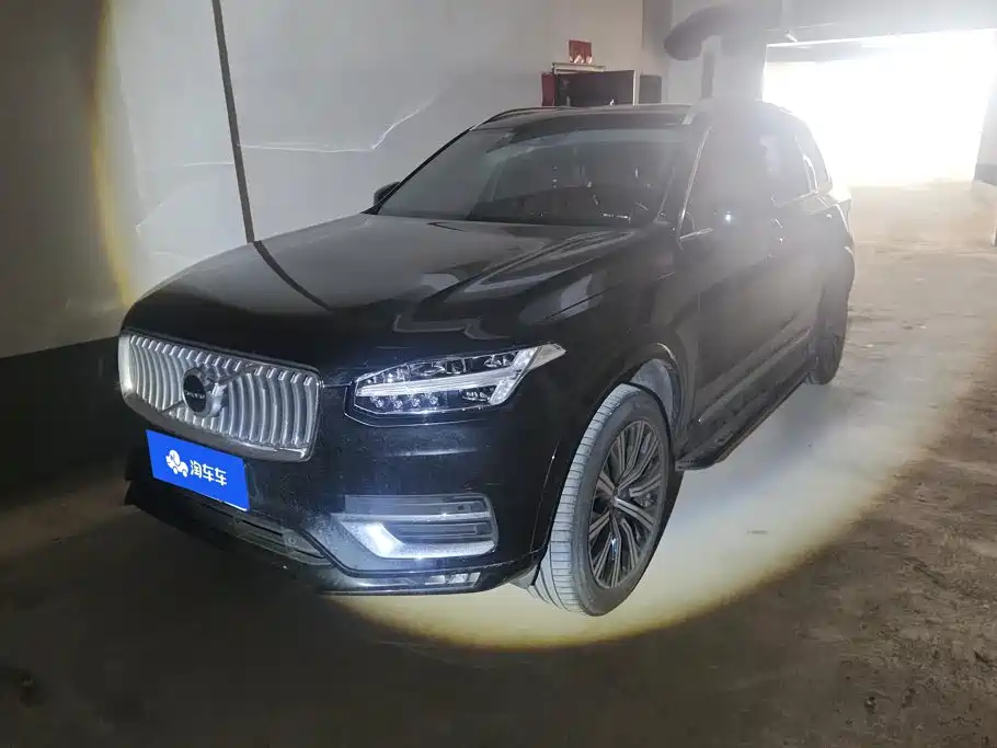 Volvo XC90 2021 — фото 1