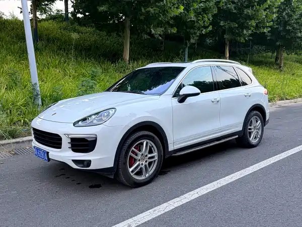 Porsche Cayenne 2015