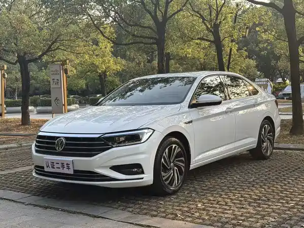 Volkswagen Sagitar 2022
