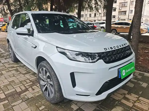 Land Rover Discovery Sport 2021