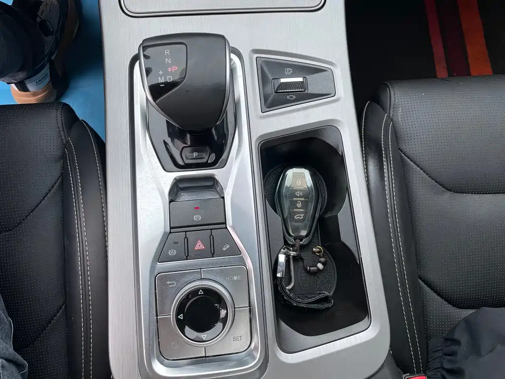 Jetour X70 PLUS 2022 — фото 12