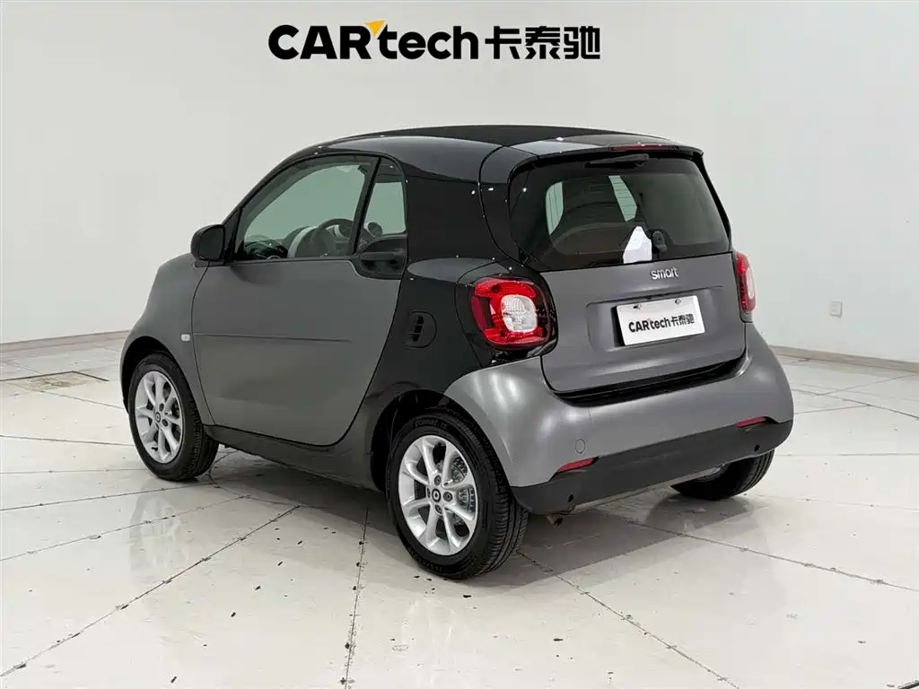 smart Fortwo 2018 — фото 7