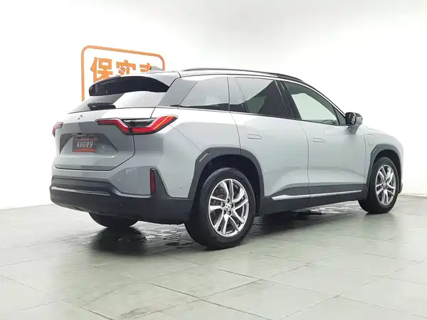 NIO ES6 2021