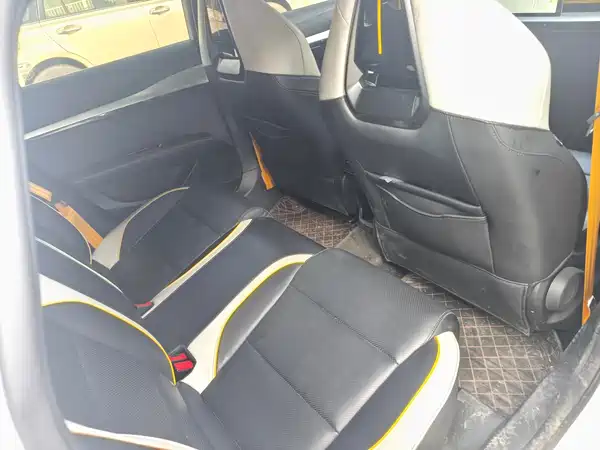 MG MG5 Scorpio 2022