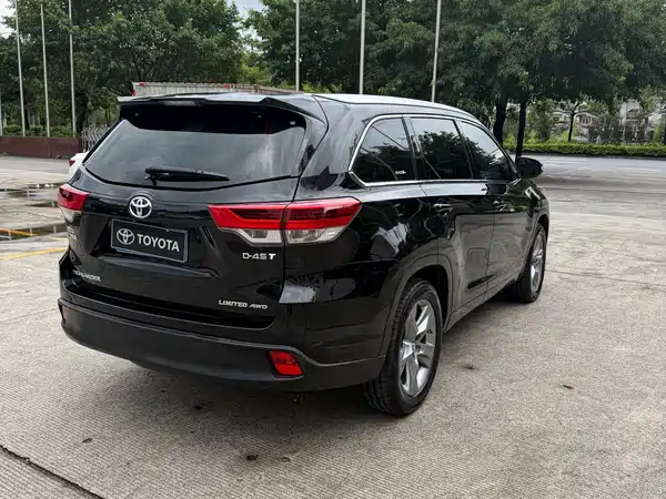Toyota Highlander 2018