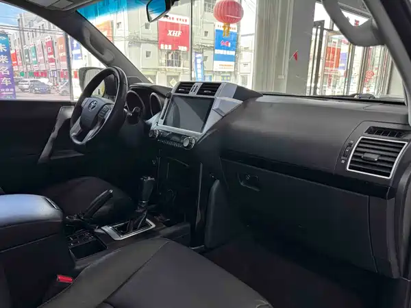 Toyota Prado 2017
