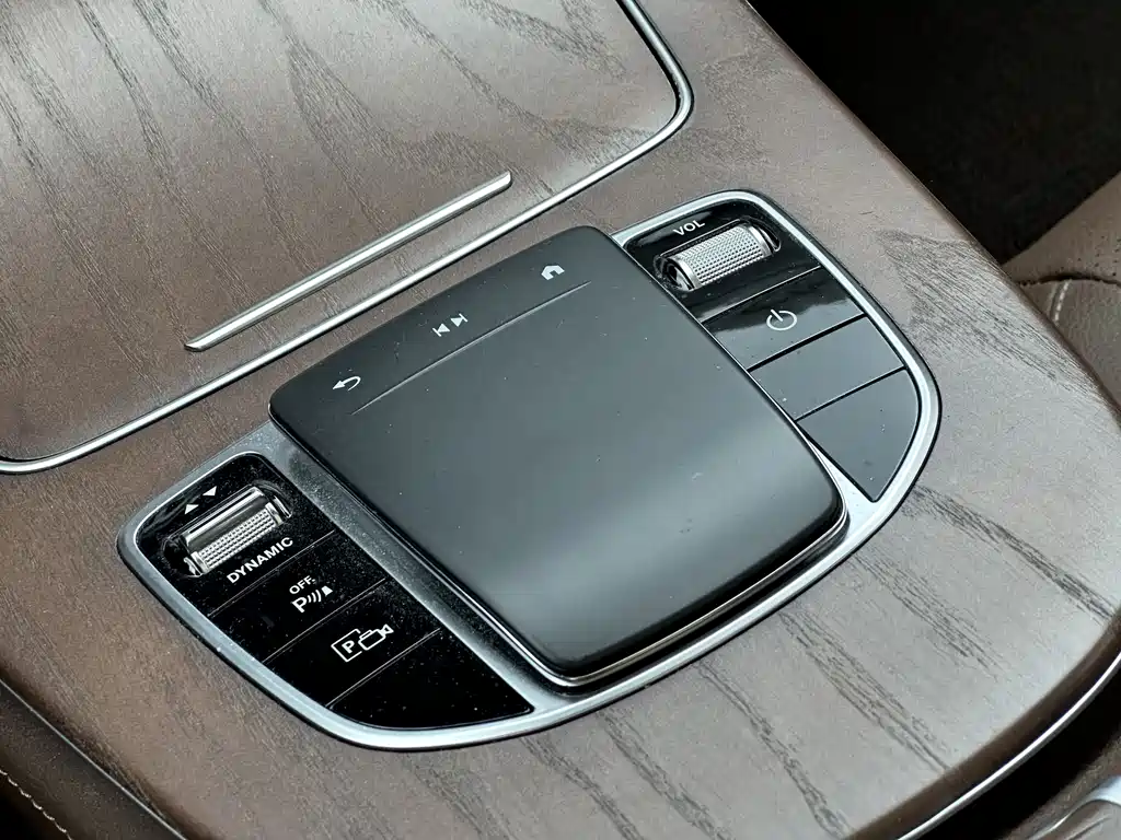 Mercedes-Benz E-Class New Energy 2023 — фото 13