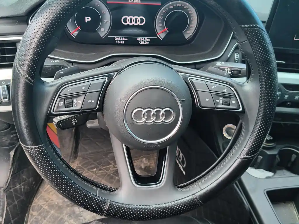 Audi A4L 2021