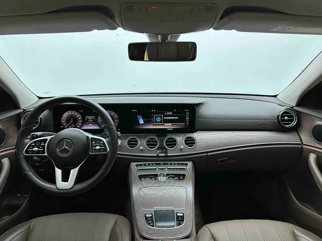 Mercedes-Benz E-Class New Energy 2020 — фото 13