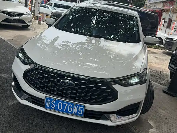 Ford Escort 2021