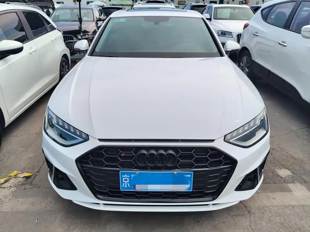Audi A4L 2021