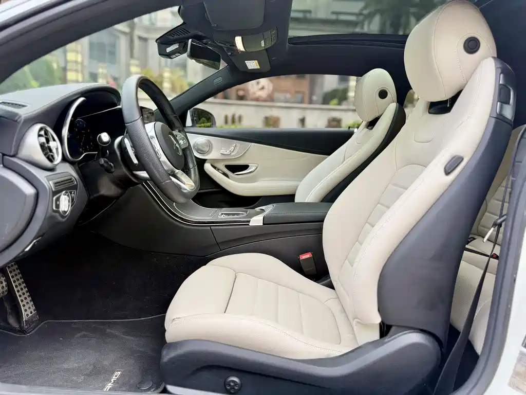 Mercedes-Benz C-Class 2022