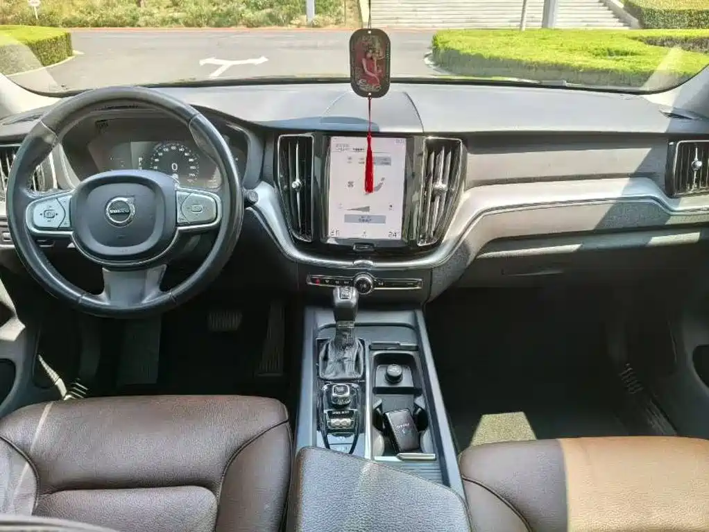 Volvo XC60 2019