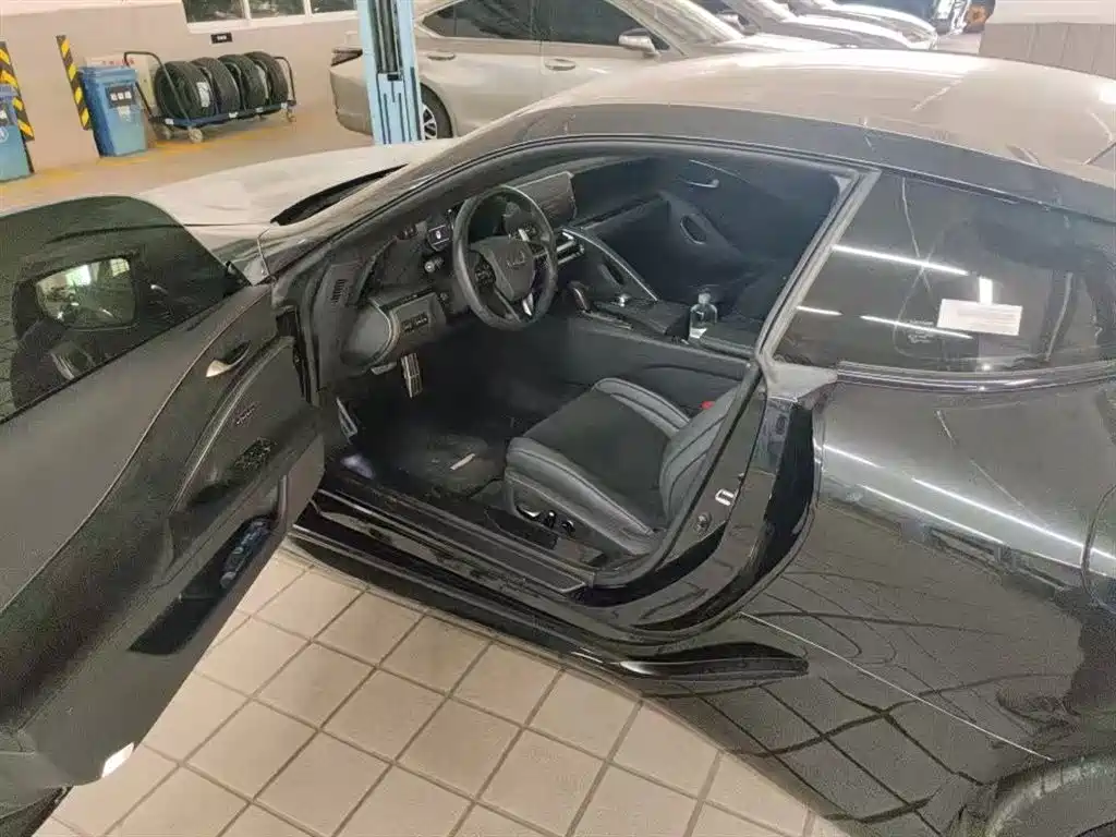 Lexus LC 2023