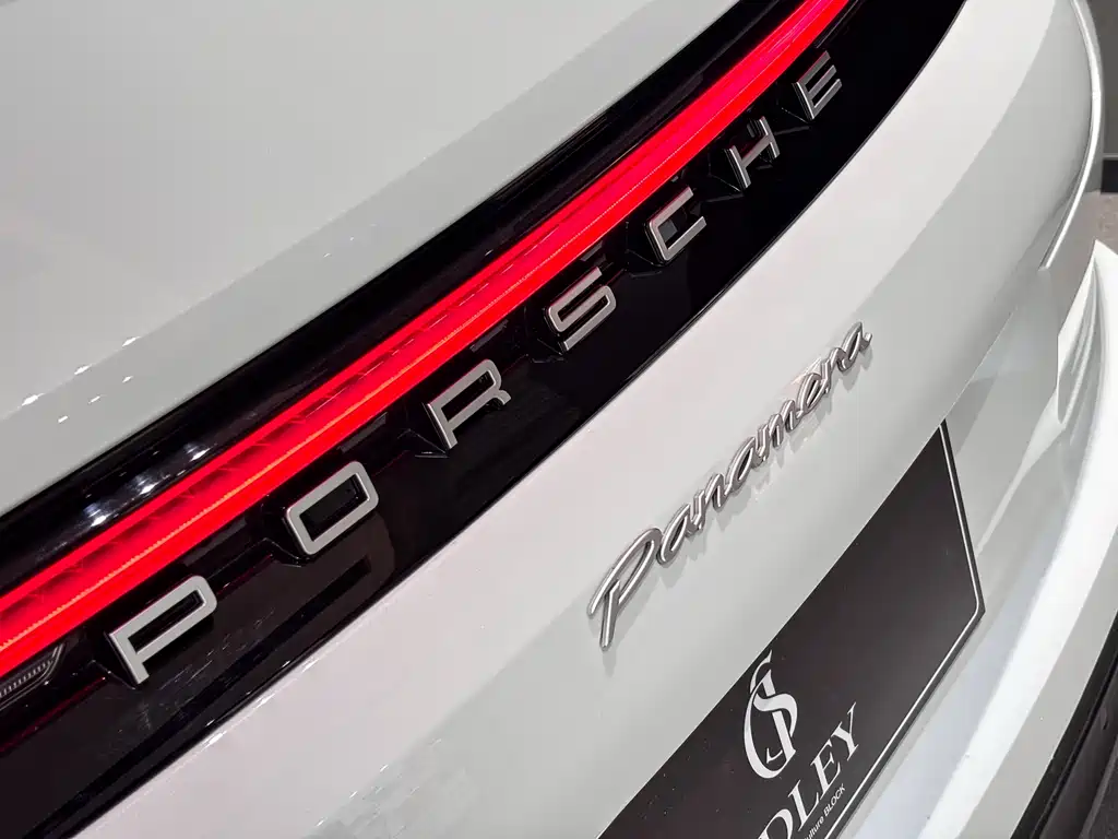 Porsche Panamera 2024 — фото 23