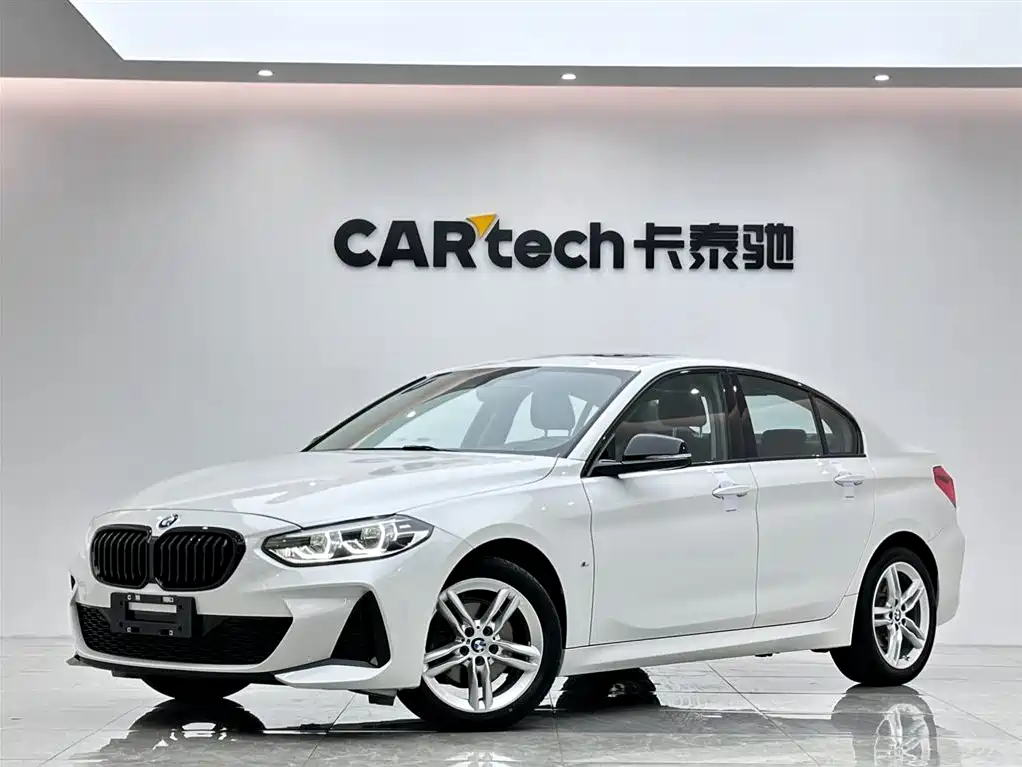 BMW 1 Series 2021