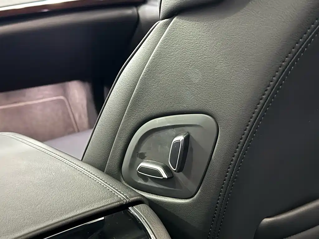 Cadillac CT6 Plug-in 2018 — фото 13
