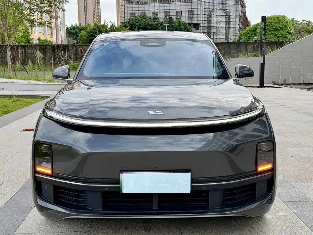 Li Auto Li L8 2023
