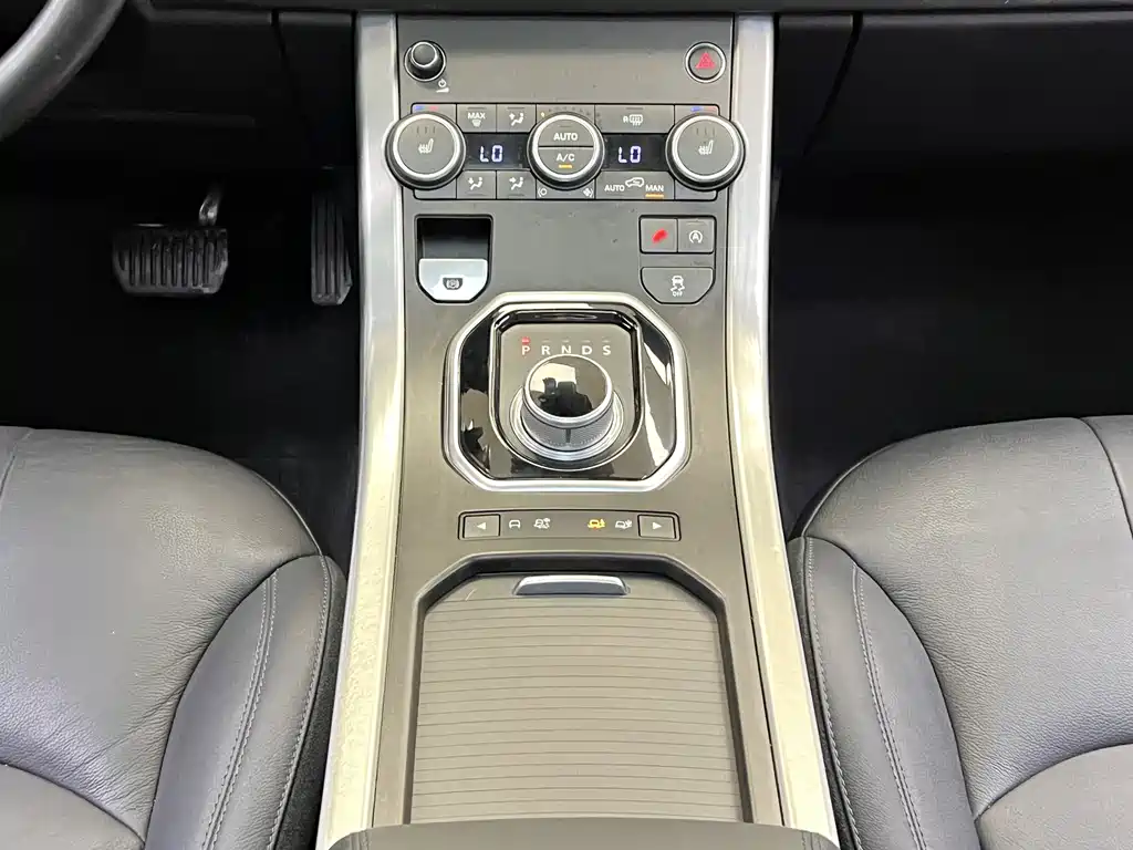 Land Rover Evoque 2016 — фото 23
