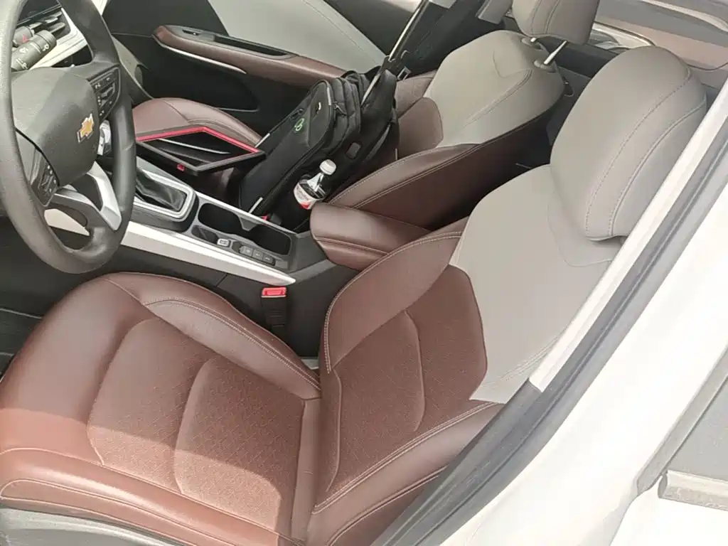 Chevrolet Cruze 2023 — фото 15