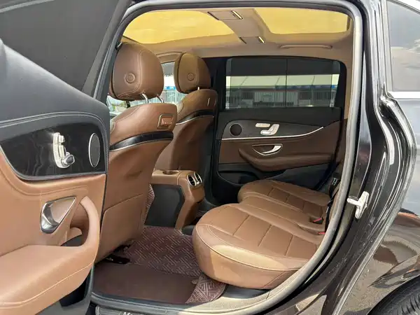 Mercedes-Benz E-Class 2019