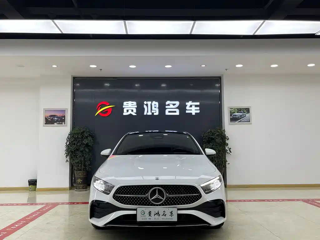 Mercedes-Benz A-Class 2023 — фото 2