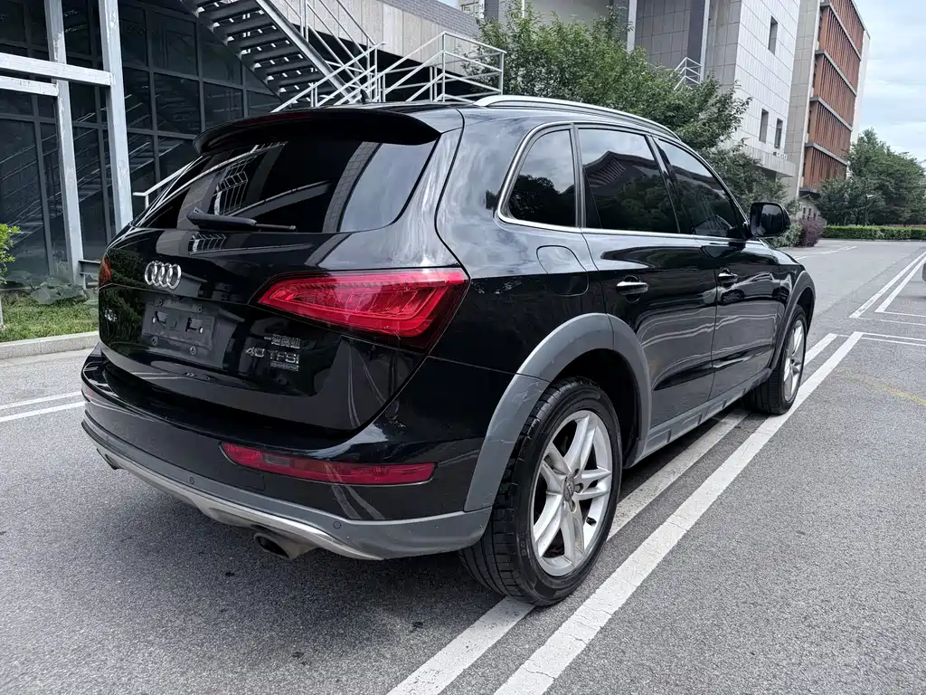 Audi Q5 2018 — фото 13