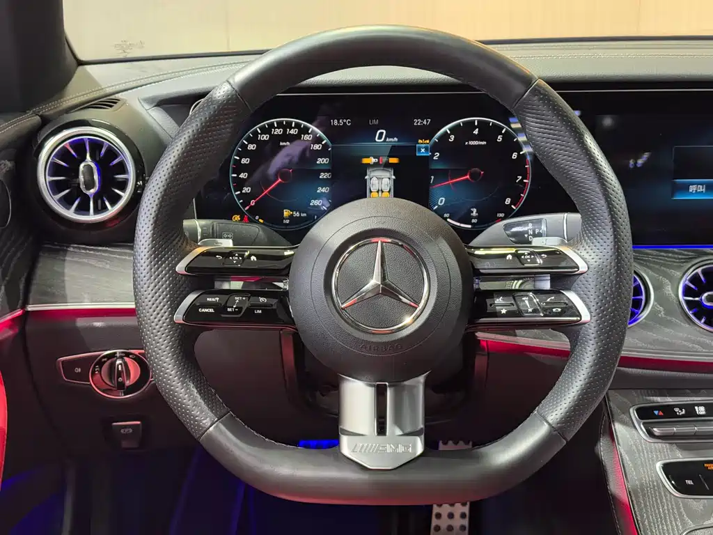 Mercedes-Benz E-Class 2023 — фото 17