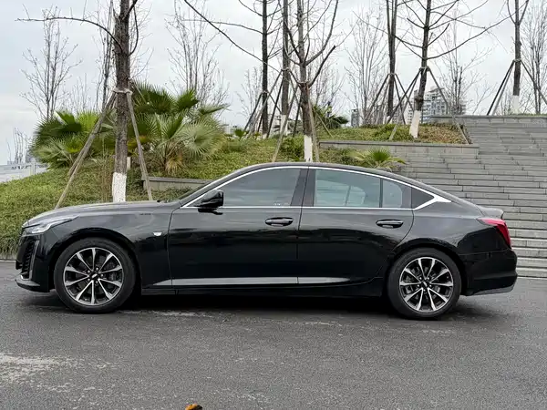 Cadillac CT5 2022