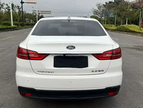 Ford Escort 2019