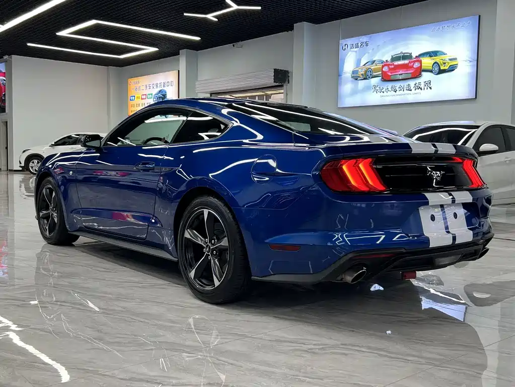 Ford Mustang 2018 — фото 2